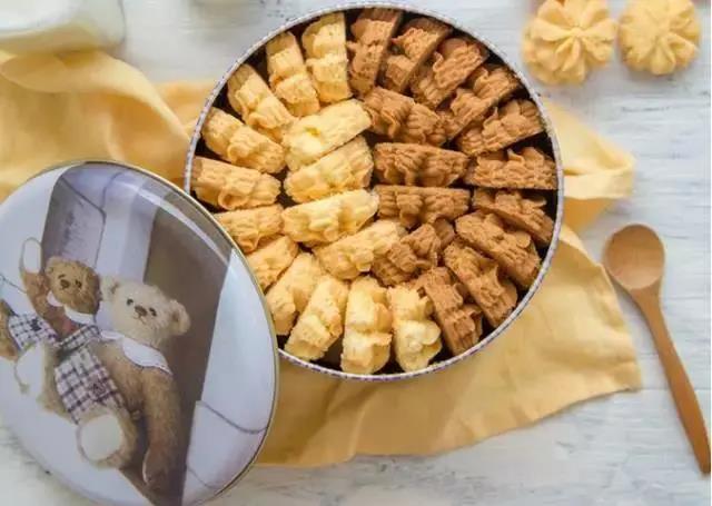 �㶫��Ժ�״η������������򷴲����������ͷ�¢��ʮ����