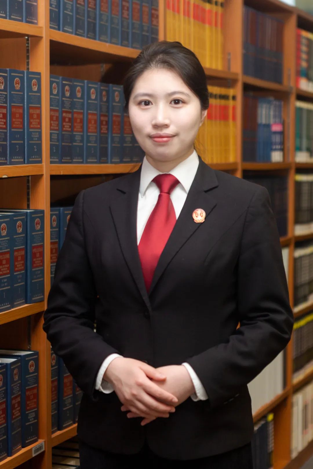 ��ְ������ע��Ķ���Ƶ�˺ţ���˭�����Ϻ�һ��Ժ��